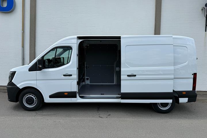 Hvid Renault Master V T35 fra 2026