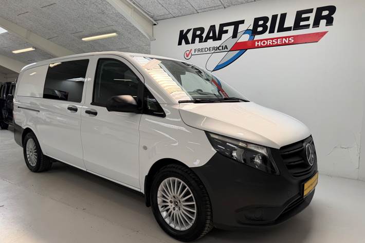 Hvid Mercedes eVito 129 fra 2021