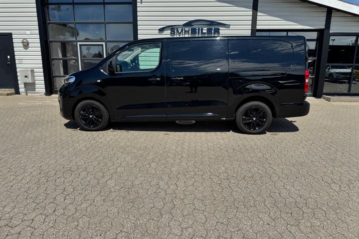 Sort Peugeot Expert fra 2021