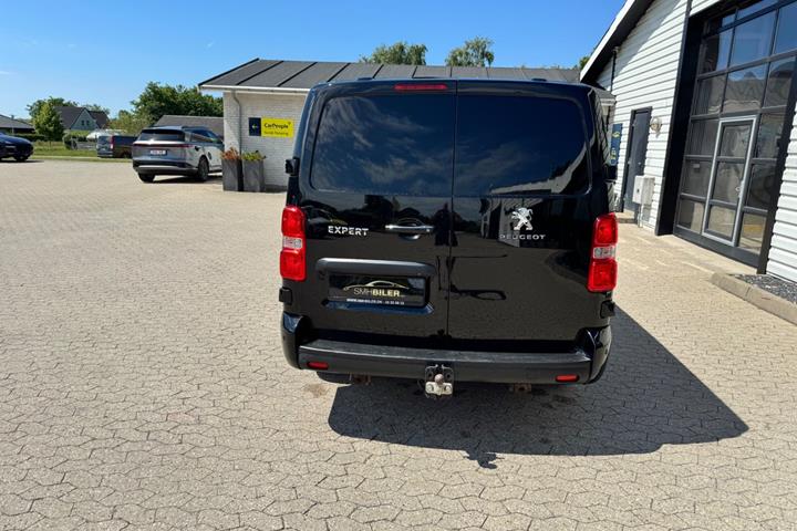 Sort Peugeot Expert fra 2021