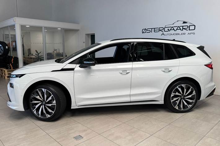 Hvid Skoda Enyaq fra 2026