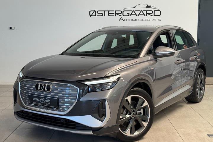 Grå Audi Q4 e-tron fra 2026 set udefra