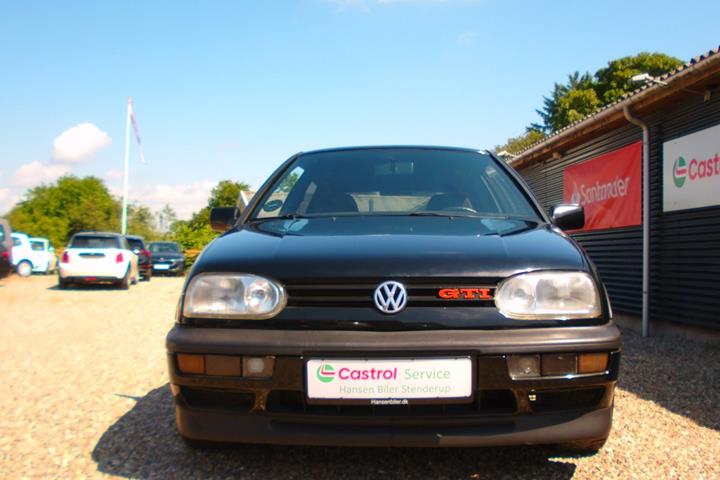 Sort VW Golf III fra 1996