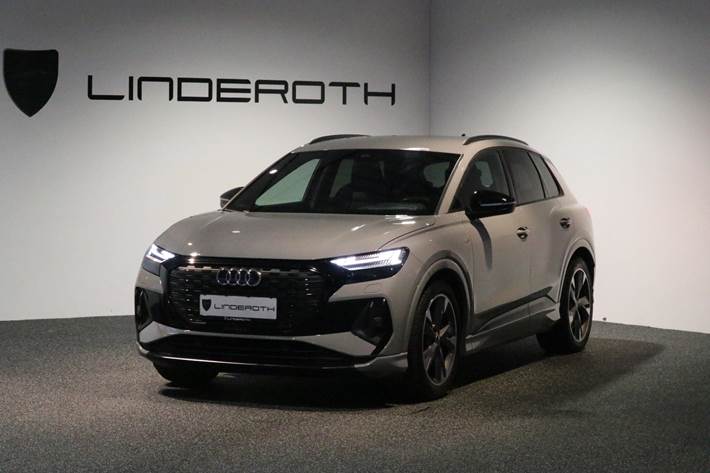 Grå Audi Q4 e-tron fra 2022
