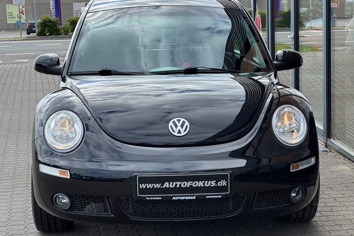 Sort VW New Beetle fra 2009