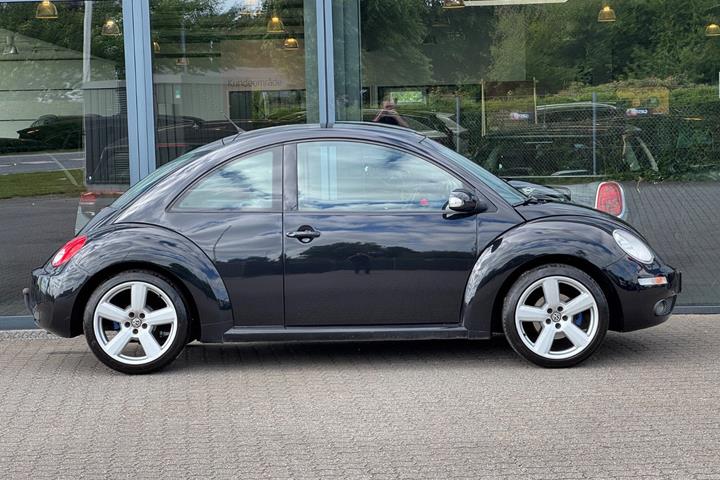Sort VW New Beetle fra 2009