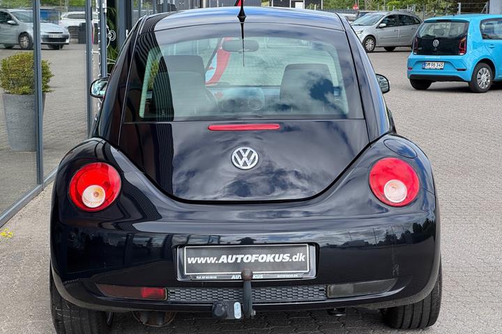 Sort VW New Beetle fra 2009