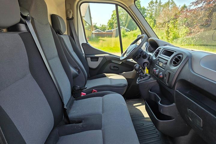 Hvid Renault Master III T35 fra 2015