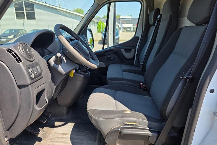 Hvid Renault Master III T35 fra 2015