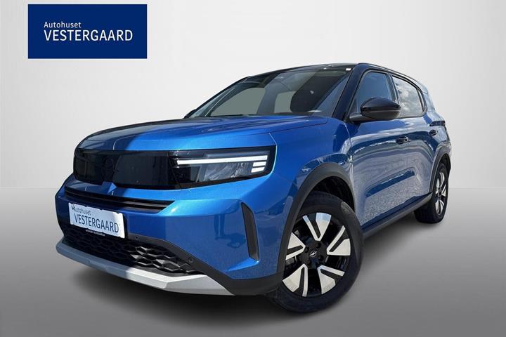 Blå Opel Frontera fra 2025 set udefra