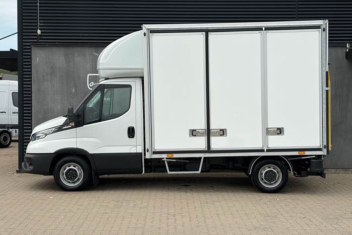 Hvid Iveco Daily fra 2026