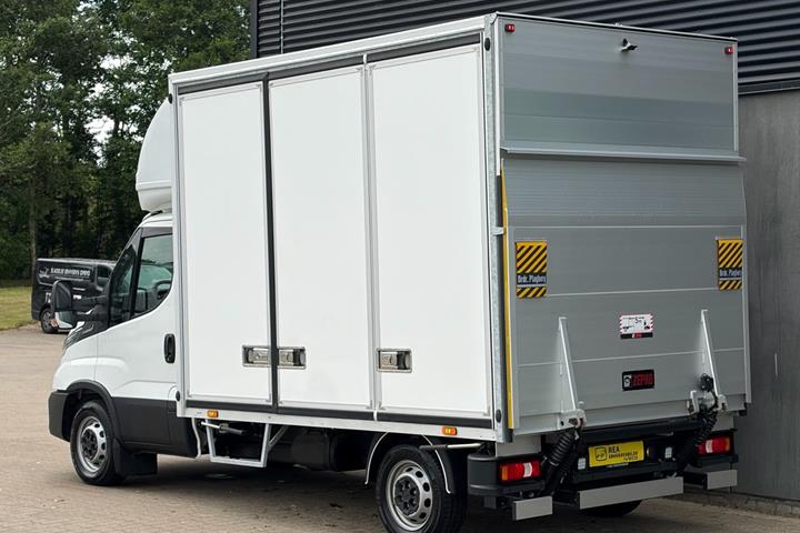 Hvid Iveco Daily fra 2026
