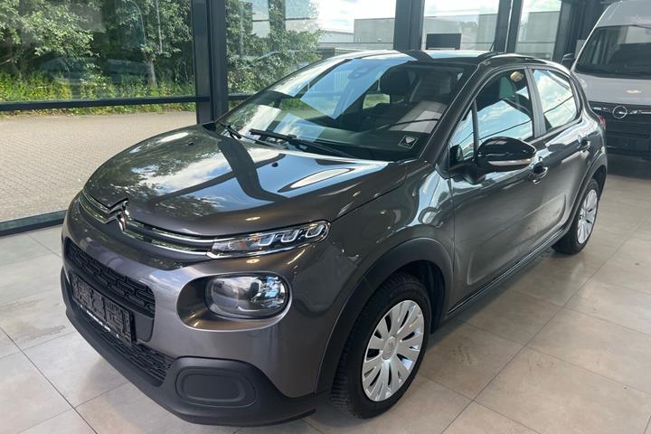 Grå Citroën C3 fra 2020 set udefra