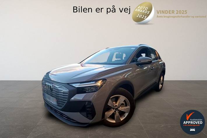 Grå Audi Q4 fra 2024