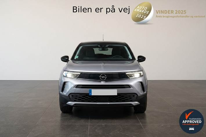 Sølv Opel Mokka-e fra 2025