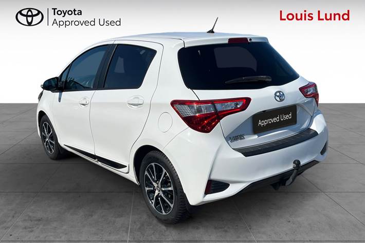 Hvid Toyota Yaris fra 2020