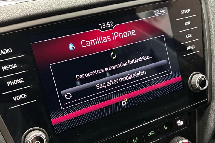Sort Skoda Octavia fra 2019