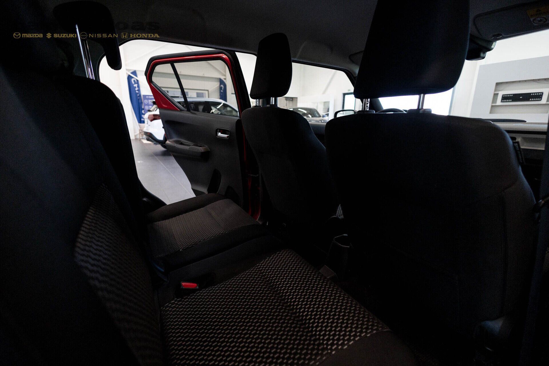 Rød Suzuki Ignis fra 2023