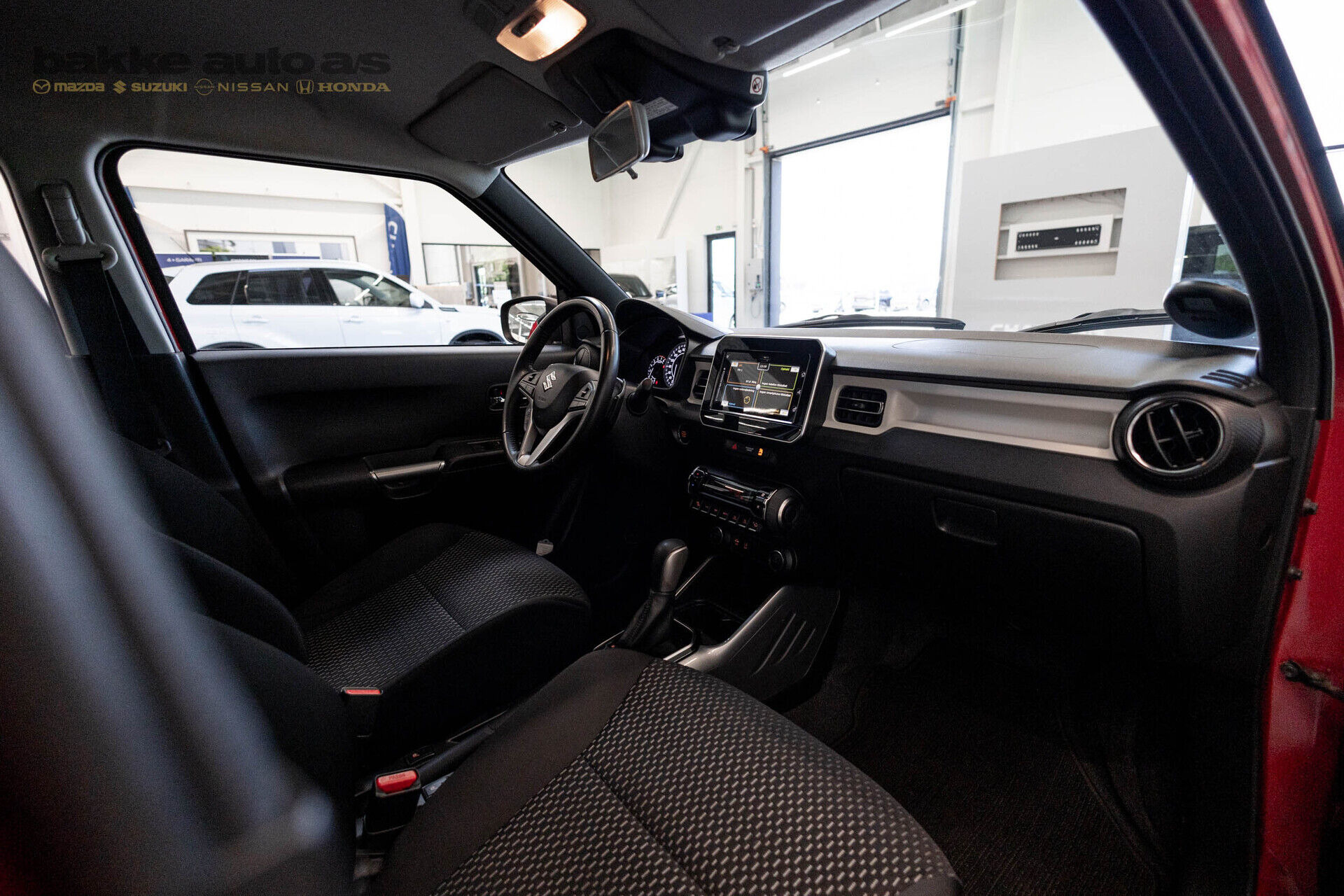 Rød Suzuki Ignis fra 2023