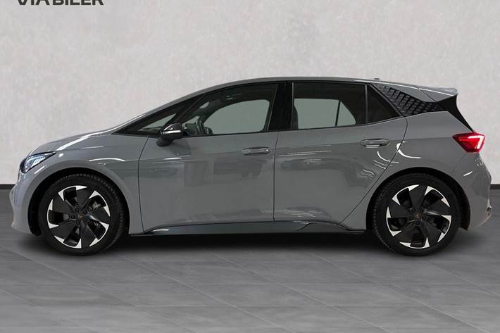 Grå Cupra Born fra 2024