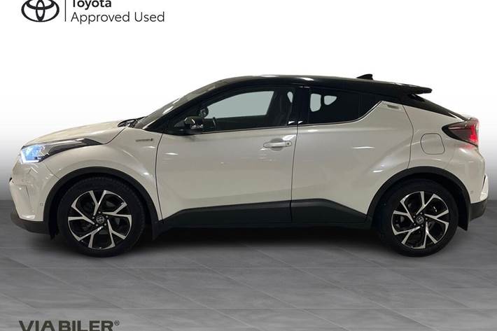 Hvid Toyota C-HR fra 2017