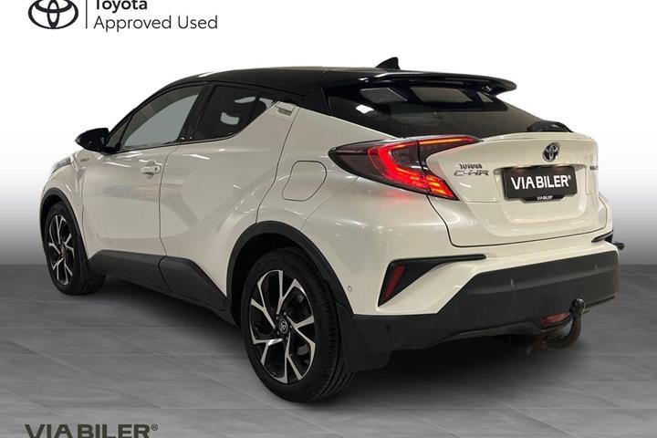 Hvid Toyota C-HR fra 2017