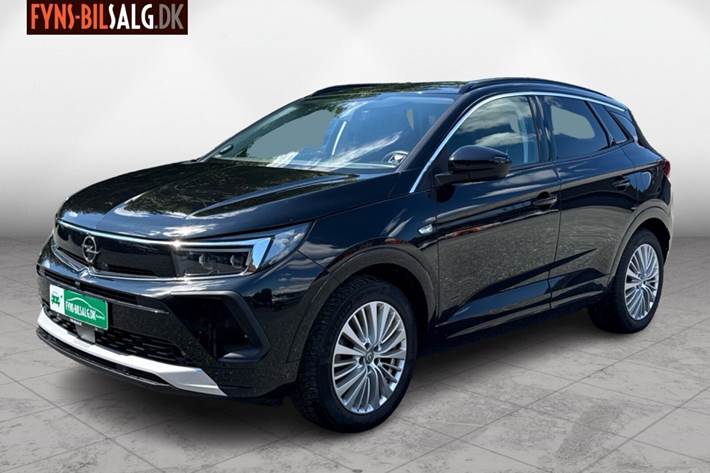 Sort Opel Grandland fra 2022