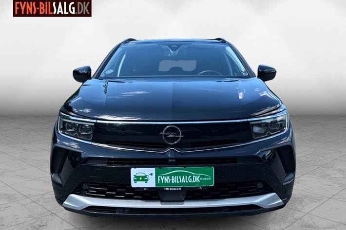 Sort Opel Grandland fra 2022