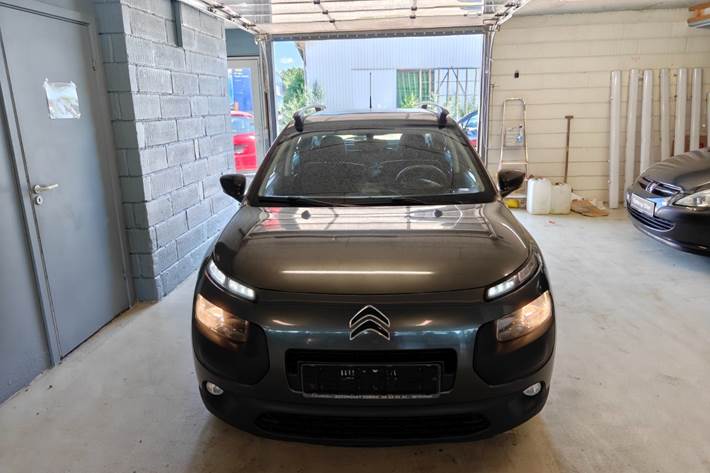 Gul Citroën C4 Cactus fra 2015