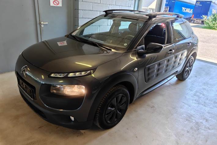 Gul Citroën C4 Cactus fra 2015