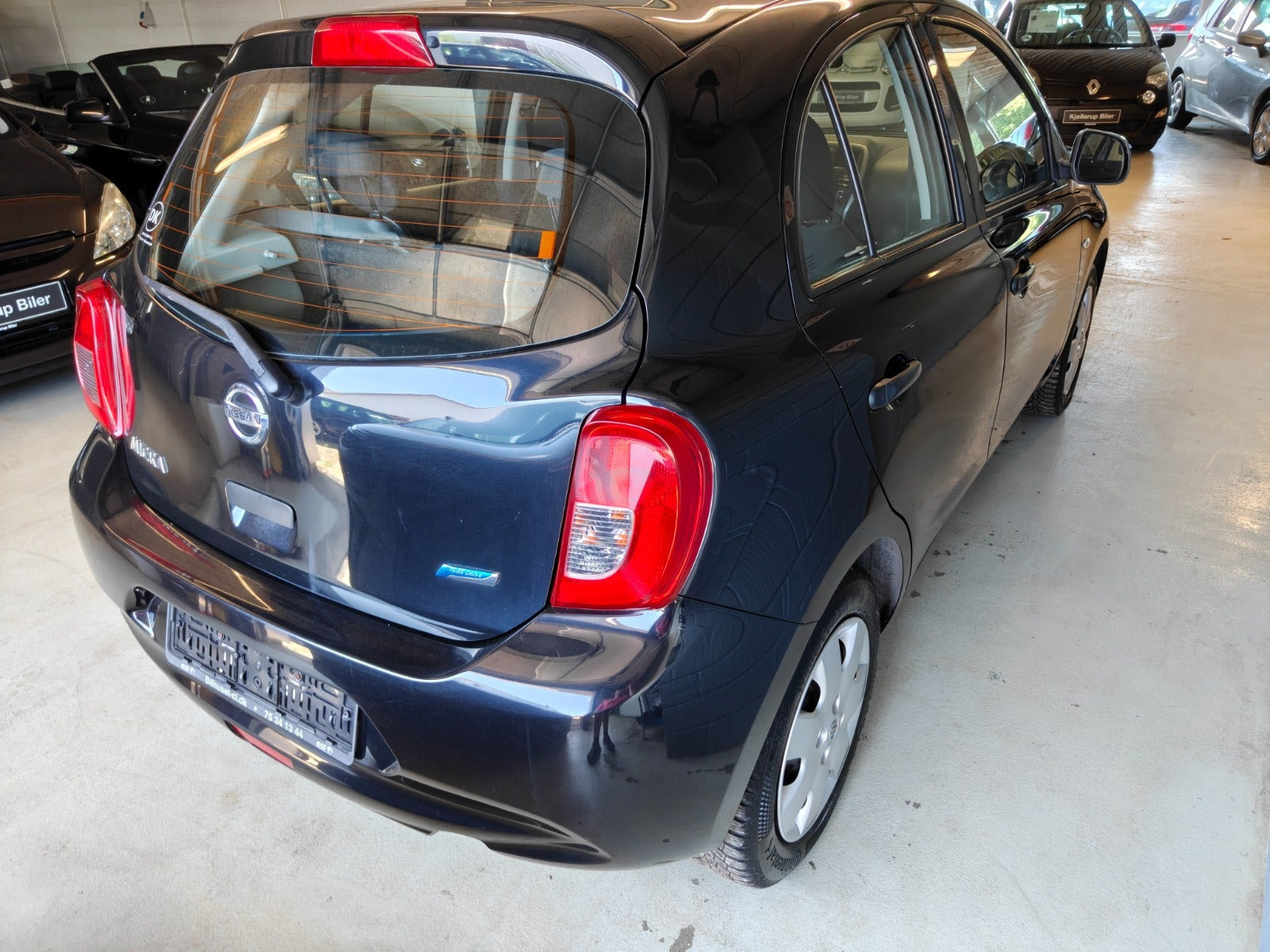 Gul Nissan Micra fra 2013