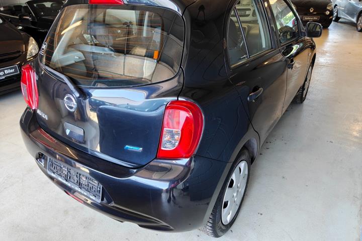 Gul Nissan Micra fra 2013