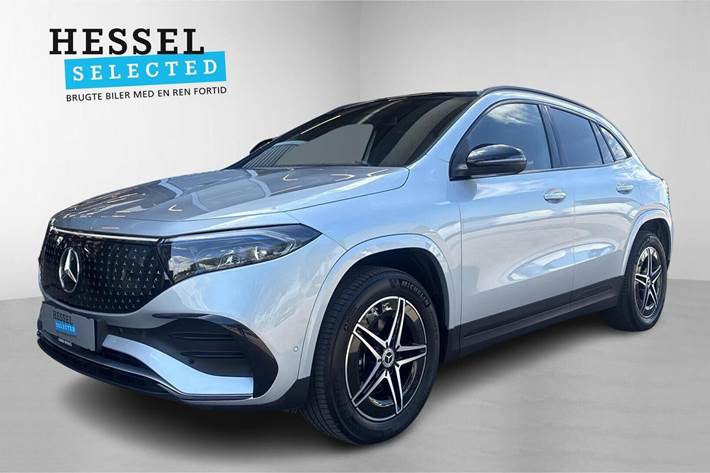 Sølv Mercedes EQA250+ fra 2025 set udefra