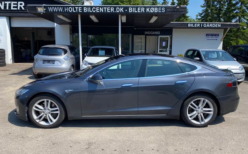 Tesla Model S 70