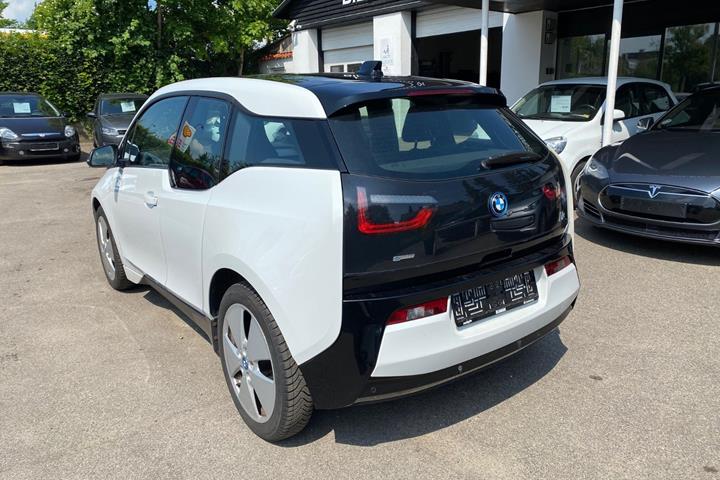 Hvid BMW i3 fra 2015