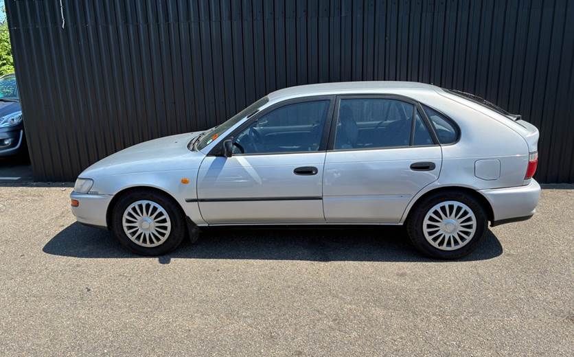 Toyota Corolla 1,3 XLi
