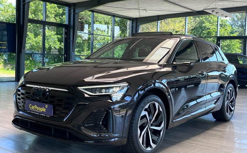 Audi Q8 e-tron 55 S-line quattro