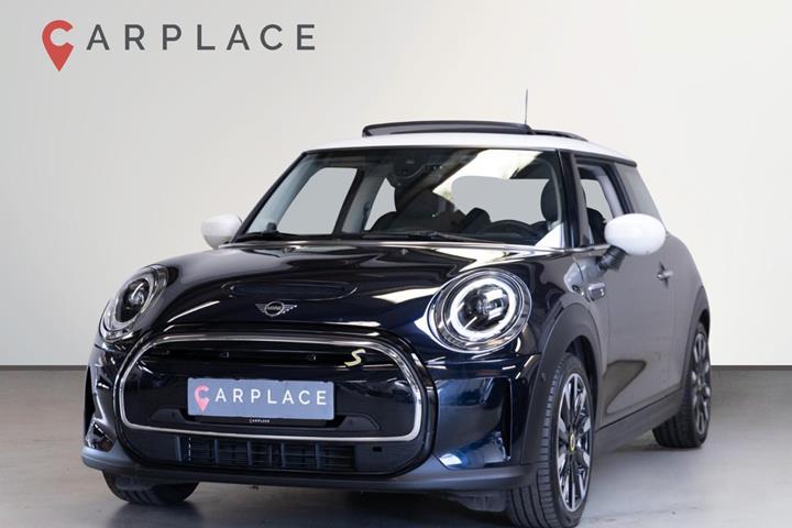 Sort Mini Cooper SE fra 2023 set udefra