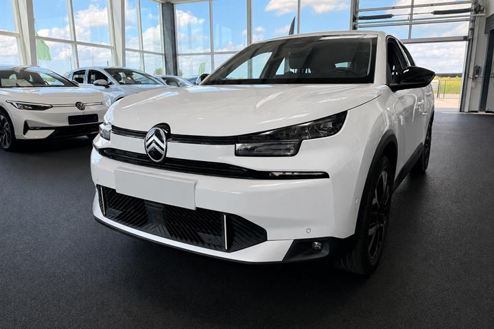 Hvid Citroën ë-C4 fra 2025 set udefra