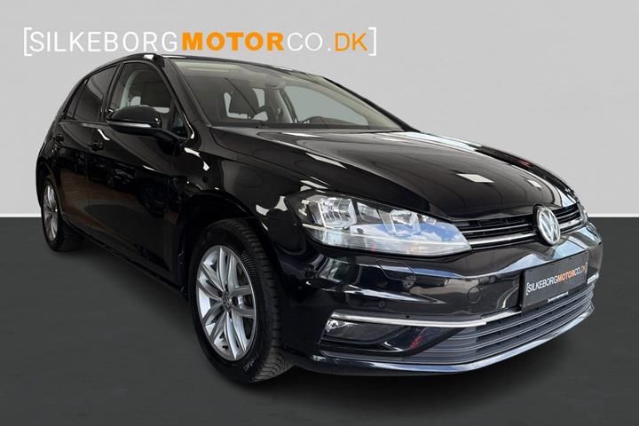 Sort VW Golf VII fra 2020