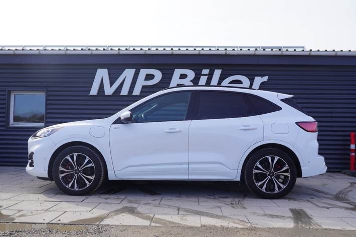 Hvid Ford Kuga fra 2020