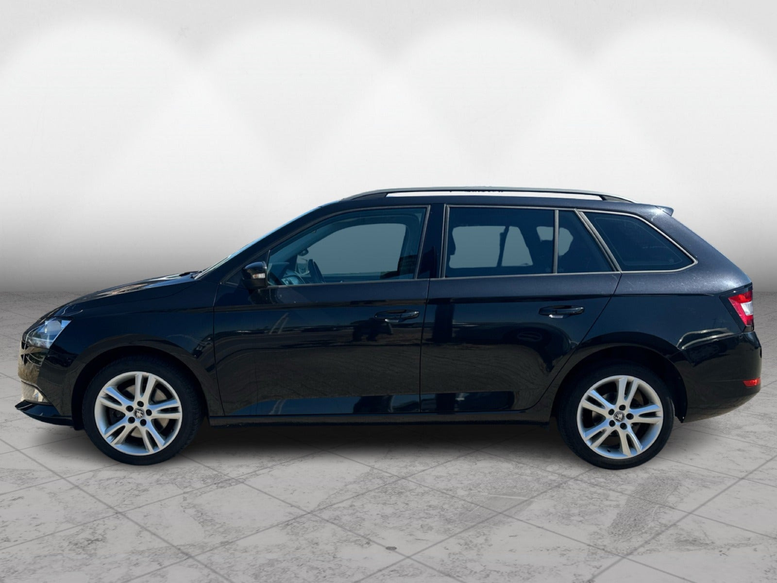 Sort Skoda Fabia fra 2019