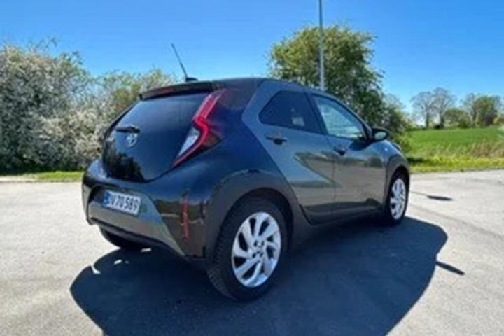 Grøn Toyota Aygo X fra 2022