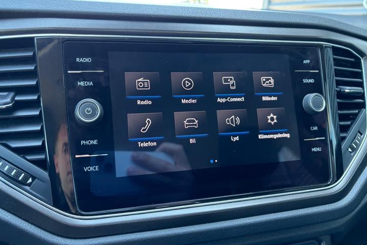 Grå VW T-Roc fra 2019