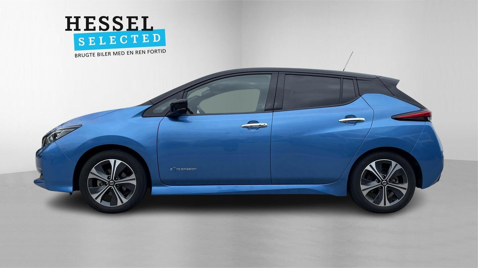 Blå Nissan Leaf fra 2021
