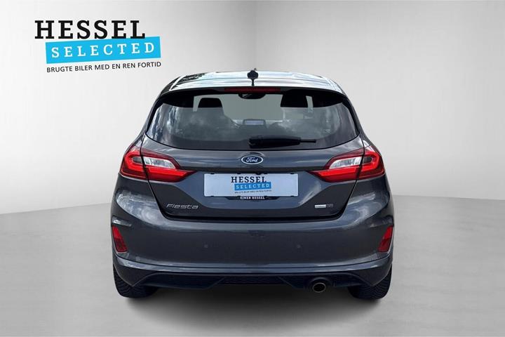 Grå Ford Fiesta fra 2021