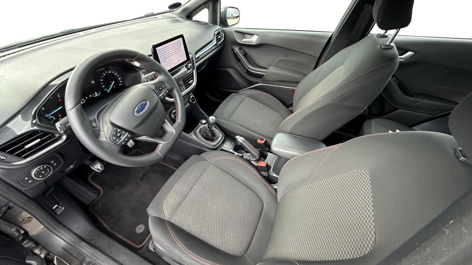 Grå Ford Fiesta fra 2021