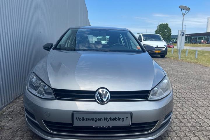 Sølv VW Golf VII fra 2014