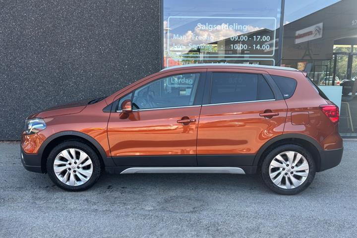 Bronze Suzuki S-Cross fra 2016