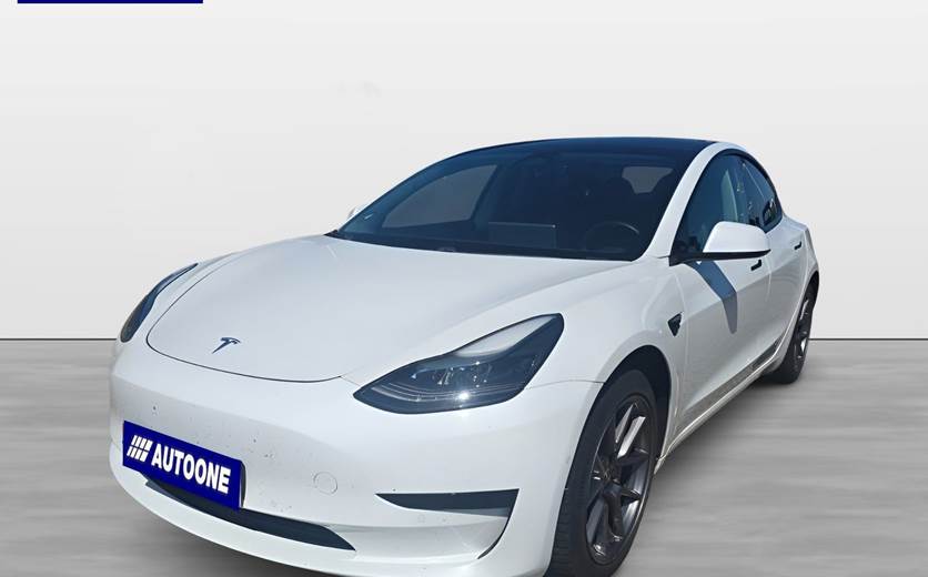 Tesla Model 3 Standard Range+ RWD